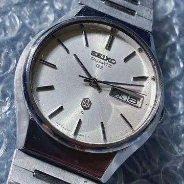 SEIKO QZ 1974 데이데이트