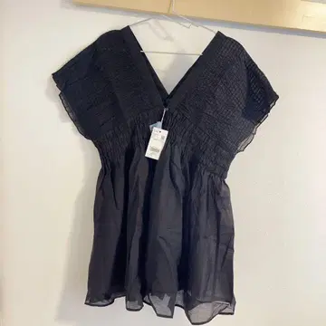 LOWRYS FARM 이번 시즌 신상 셔링 튜닉 블라우스