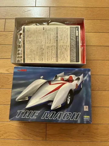 THE MACH 1/24 스케일 모델 키트