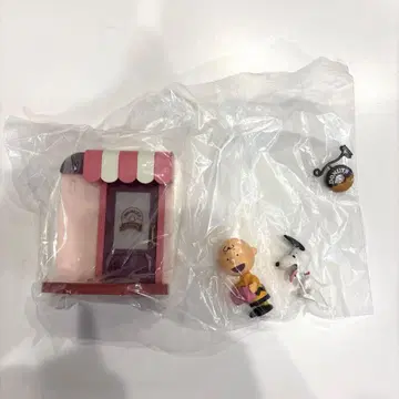 스누피 도어 스토리 빨리 도넛 줘!