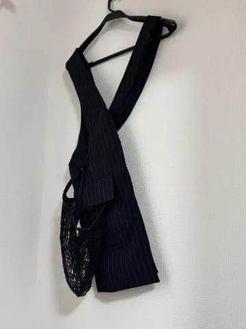 delada 블랙 스트라이프 서스펜더 베스트
