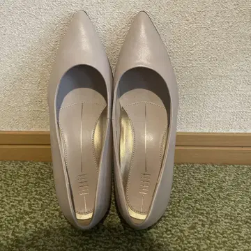 라이트 베이지 스틸레토 하이힐 24cm