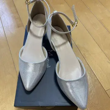 실버 스틸레토 펌프스 23.0cm
