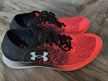 Under Armour 러닝화 오렌지/블랙 27cm