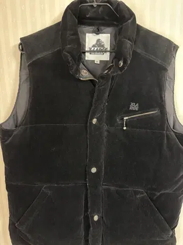X-LARGE 블랙 다운 베스트 M 사이즈