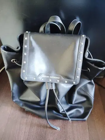 Armani Exchange 블랙 백팩