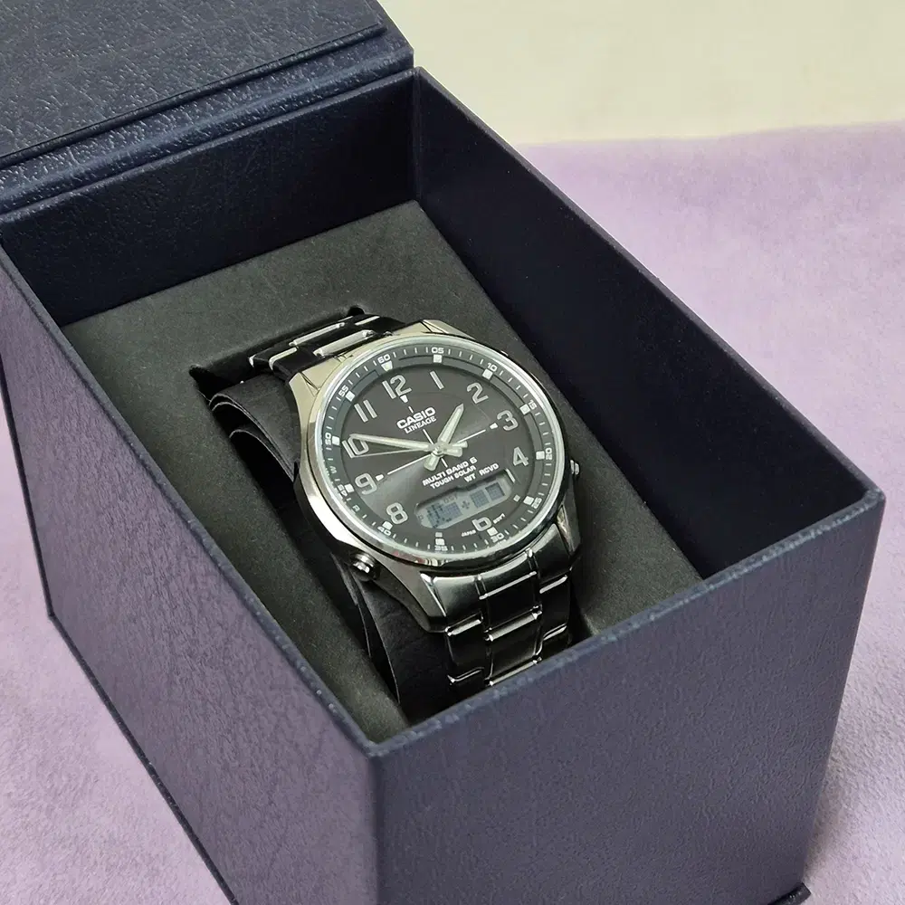 CABANE de ZUCCA Eleven by SEIKO V14J-0AY0 【 稼働中 】 CABANE de ZUCCA Eleven Solar Watch by SEIKO V14J-0AY0 カバンドズッカ 11 セイコー ソーラー 腕時計 Solar Watch - YouTube