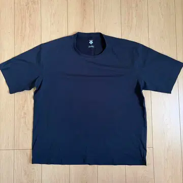 DESCENTE 네이비 크루넥 T셔츠