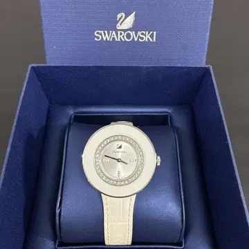 새상품급 스와로브스키 여성용 손목시계 화이트