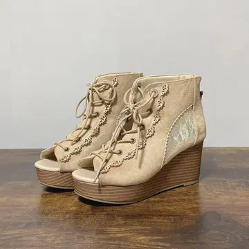 axes femme 부츠 크림색