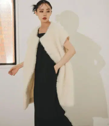 DONOBAN 테디 퍼 베스트 도노반 화이트