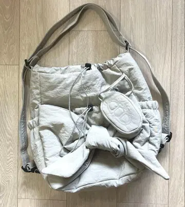 [ Athe vanessabruno ] 리본 백팩 2WAY 그레이