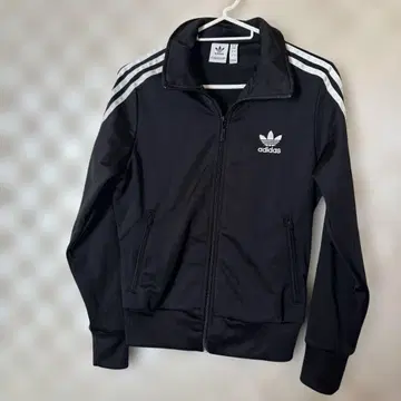 adidas 블랙 저지 스트라이프