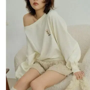 LILY BROWN 릴리 브라운 LilyBear 리본 맨투맨 화이트