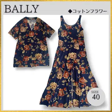 컨디션 최상 BALLY 코튼 플라워 골드 버튼 셋업 원피스 네이비 40