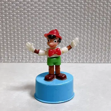 O2. 빈티지 피노키오 디즈니 푸시 버튼 퍼펫 장치 인형