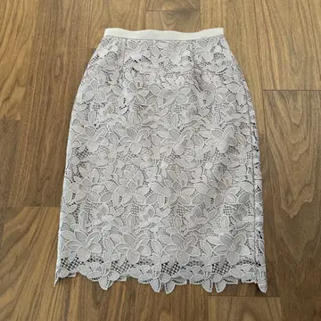 JUSGLITTY 플라워 레이스 타이트 스커트