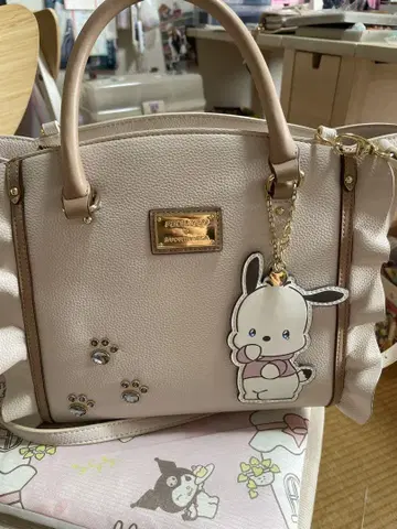 사만다 베가 포차코 콜라보