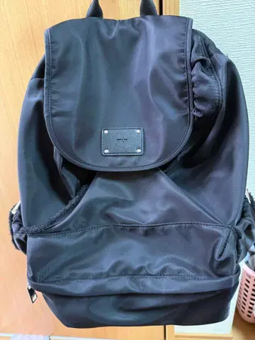 mur Fluffy 스트링 백팩