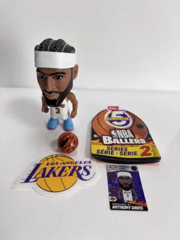 NBA Ballers Anthony Davis 피규어