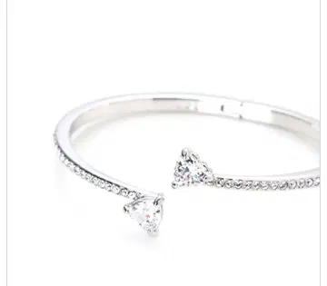 Swarovski 하트 화이트 뱅글