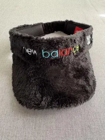 뉴발란스 골프 여성용 블랙 퍼 바이저