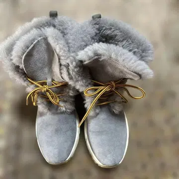 마나 MANA 무스탕 스웨이드 숏 부츠