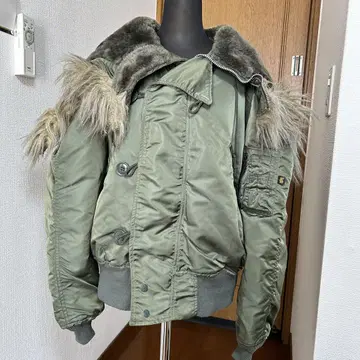 ALPHA INDUSTRIES N-2B 자켓