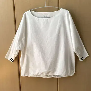 beardsley 블라우스 화이트