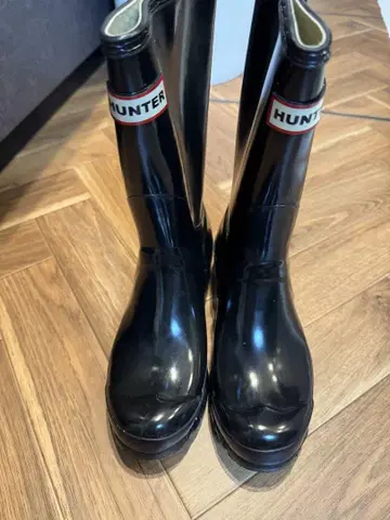 HUNTER 블랙 버클 장화 23cm