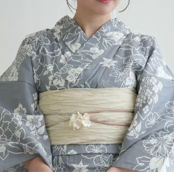 utatane 고급 카와리 오리 유카타 고급 그레이의 고전 꽃