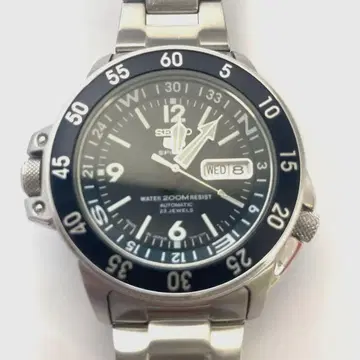 SEIKO 5 스포츠 블루 아틀라스 자동 와인딩