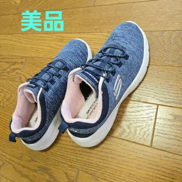 새상품급 SKECHERS 네이비 스니커즈