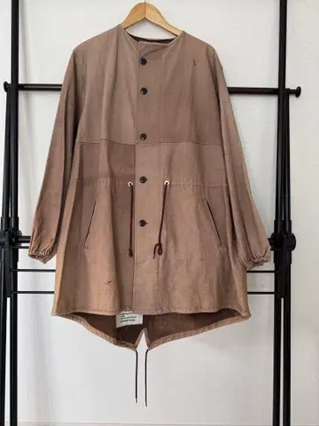 Varde77 매장 한정판 데미지 가죽 코트