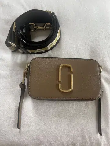 THE MARC JACOBS 숄더백 브라운