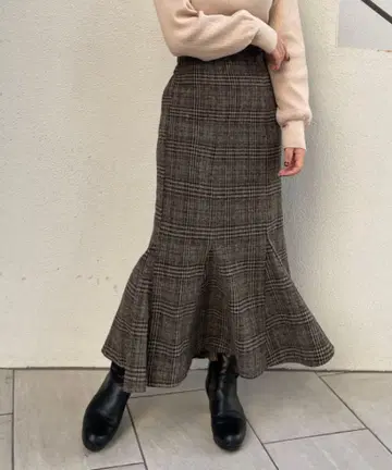 마제스틱 레곤 하이웨스트 머메이드 스커트 M