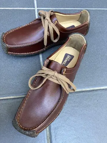 미사용 새상품 클락스 여성용 왈라비 나탈리 23.5cm