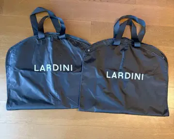 LARDINI 가먼트 백 2개 세트