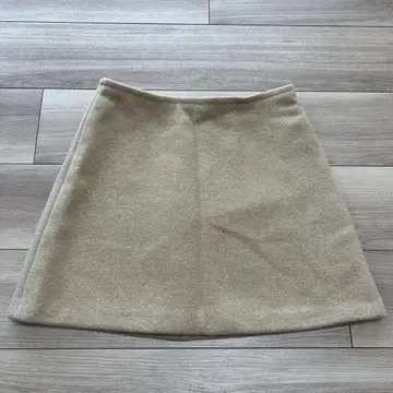 PATOU 베이지 A라인 미니 스커트 36