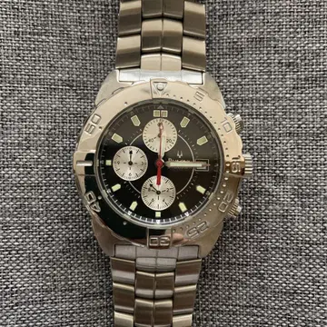 [컨디션 최상] 손목시계 BULOVA 쿼츠 미사용 컬렉션품 작동품