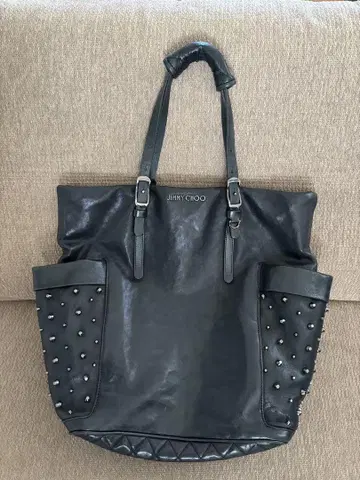 JIMMY CHOO 블랙 가죽 토트백