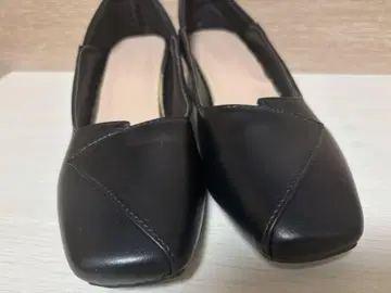 스퀘어토 펌프스