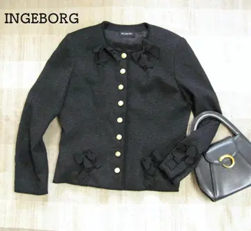 [ 새상품급 ] INGEBORG 금펄 버튼 리본 노카라 자켓