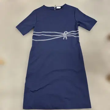 로베르타 디 카메리노 네이비 반팔 무릎 기장 원피스 9호