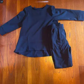 가격 인하 새상품급 네이비 수트 셋업