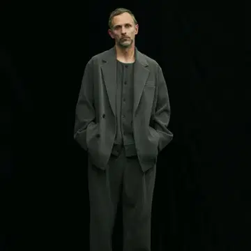 stein OVERSIZED GRADATION PLEATS JACKET