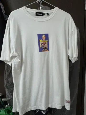 X-Large 그래픽 프린트 화이트 T셔츠