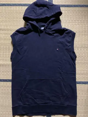 TOMMY HILFIGER 반팔 후드티