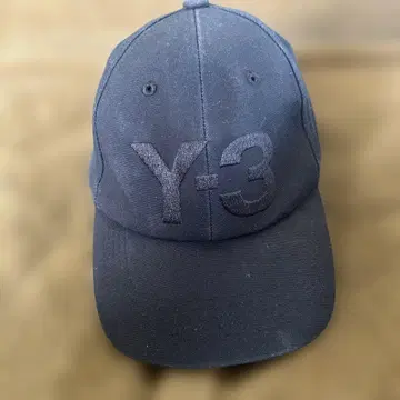 Y-3 블랙 야구 모자