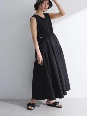 Green parks ELENCARE DUE 드로스트 티어드 원피스